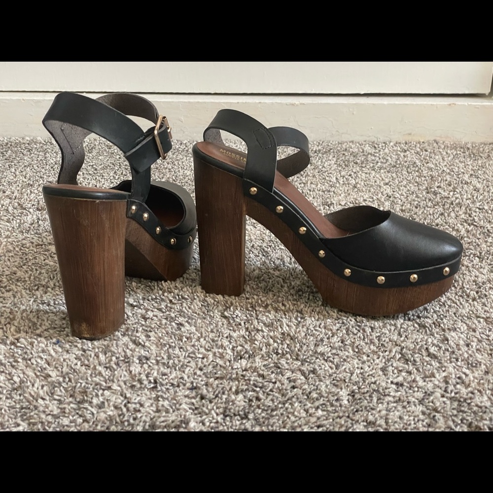 Mission size 8 70’s style chunky Mary Janes
